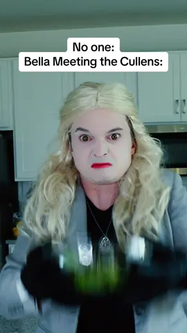 Bella meeting tbe Cullens 😩😍✨ #twilight #twilightsaga #bellaswan #kristenstewart #edwardcullen #cullens 