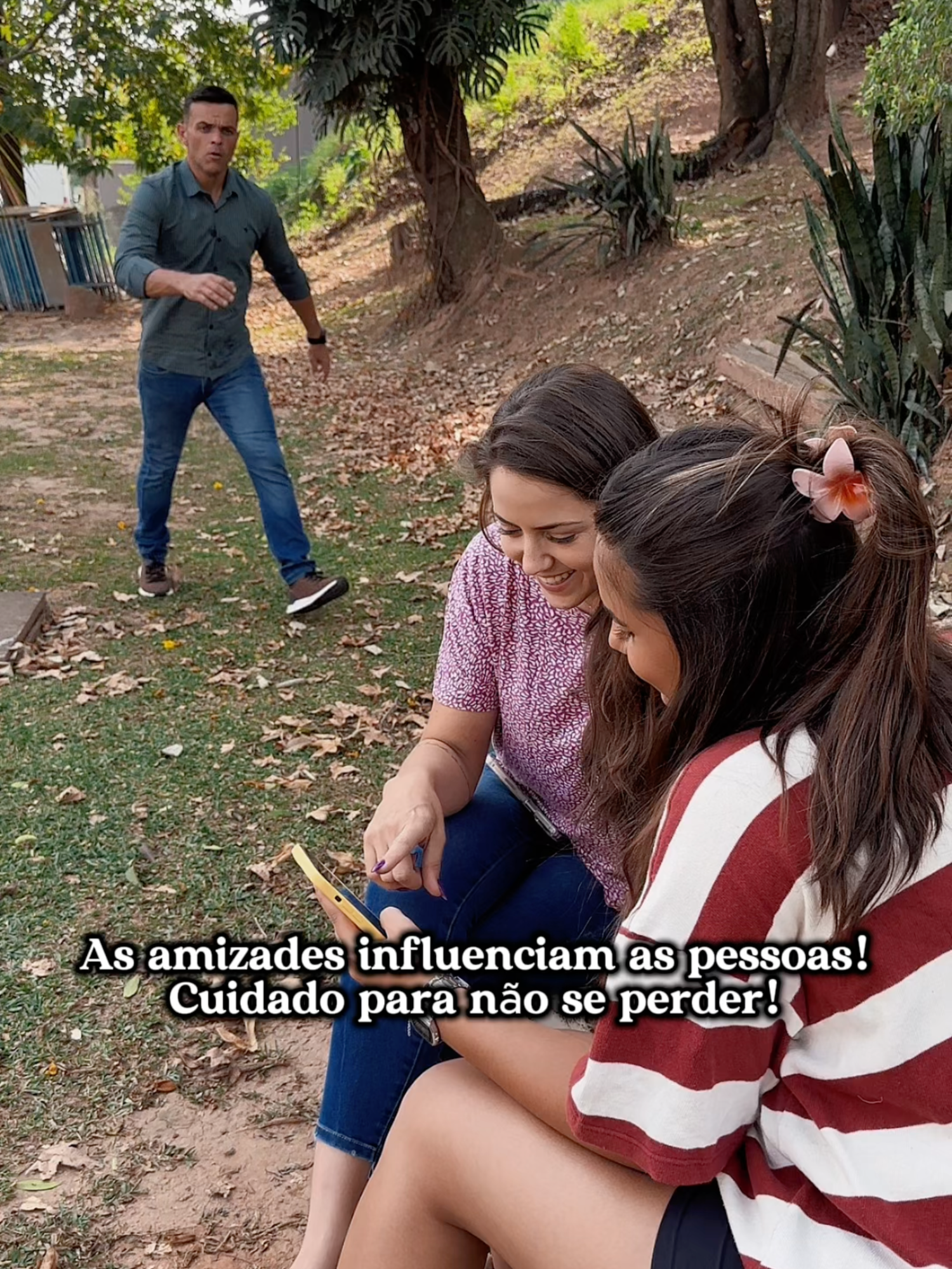 As amizades influenciam as pessoas! Cuidado para não se perder! #tamara #tamarakastro #tamaraepaulo #novelinhastamaraepaulo