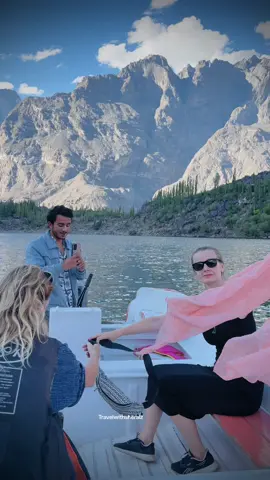 Guest from Russia 🇷🇺  Boating vibes🏄 shooting with sheraz🇷🇺 #upperkachuralake #shangrila #travelwithsheraz #sheraz #travelwithme #pahardii #ghoomopakistan🇵🇰 ##unfrezzmyaccount #naturelovers #explorepakistan #naturevibes #baotingvibes #baotingchannel#boatingadventures #viraltiktok #fyp #foryou #tourism #goviraltiktok #grow  For booking rooms at uperkachuralake : contact for more details :03554820757@Rabi Pirzada @Kanwalay🎶 