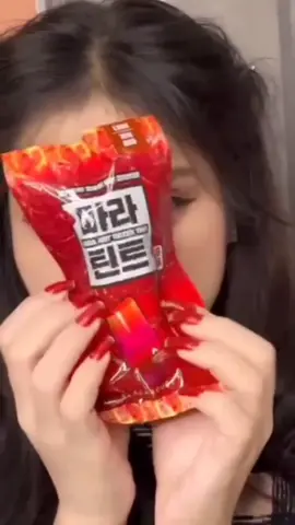 #လှတယ်တော့လုပ်လိုက်ပါ😁  #ဘာစားစားမပျက်တဲ့နှုတ်ခမ်းနီလေးပါ  #MaraHotWaterTint  #LV04  #LongLasting  #BestSeller  #BlackRouge  #BlackRougeMyanmar  #fypシ #forypurpage 