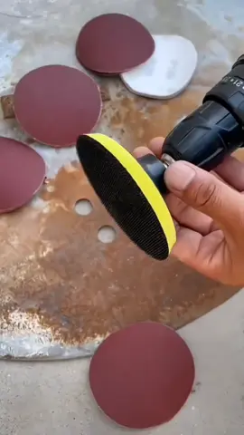 Flocking sandpaper sheet, can be used for metal, furniture, wood products and other grinding and polishing, very convenient, 4 inch round flocking sandpaper sheet hand electric drill Angle grinder polishing polishing polishing self-adhesive woodworking sandpaper grinder # sandpaper # metal polishing # woodworking # polishing # craftsman put away#tiktok #fouryou #hardwaretools #philippines #fpy 