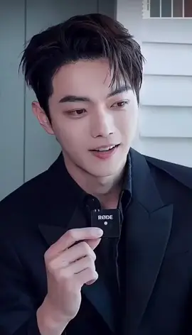 #许凯 【许凯讲粤语苏爆了Xu Kai speaks Cantonese so sweet 】cocoa ai ai 😍😍😍 #许凯soso #许凯soso🇨🇳 #xukai #xukaisoso #许凯子夜归 #许凯梅逐雨 #好帅啊 #微博weibo #tiktokchina #抖音 #cantonese