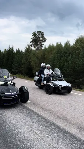 Escape the chaos, go on a trip! Comment „🔥” if you agree!  #mikelifearide poland #brp #mikelifearide #motorcycle #life #canam #spyder #motormindfamily #Lifestyle  #canam3wheel #canamspyder #ridelikenoother @Can-Am On-Road @Ciepły4x4 @Spyder@becia #MakeLifeARide #