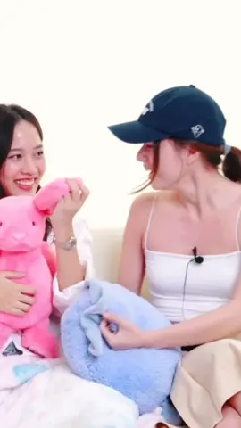 #thaera🐈‍⬛ 🦦🐰ตอนดูซีรีย์เขินแล้วมาดูฟรีนเบครีแอคเขินกว่า🥰🥰🥂🥂#ฟรีนเบค #เบคฟรีน #beckysangels #beckyarmstrong #ฟรีน #srchafreen #เบคกี้ #freenbecky #ปิ่นภักดิ์ 