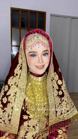 Masyaallah❤️makeupin guru itu rasanya nano2 masyaallah cntik bgt NING BALQIS GENGGONG  #mua #muaprobolinggo #wedding #kotogadang #pzhgenggong #foryou #masyaallahtabarakallah 