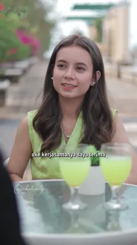 Kekuatan super Icha untuk baca perasaan orang? Gimana perasaanmu today? #SerialTikTok #TikTokTainment #TikTokSeries #TikTokSeriesFuture #drama #ichalovely #suneedaycreative #kantor #karyawan #bos #cinta #crush #klien #belanja 