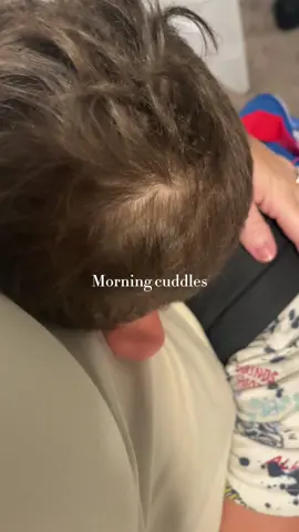 A peak into our morning☀️ #CapCut #creatorsearchinsights #grwm #morningroutine #MomsofTikTok #school #getreadywithme 