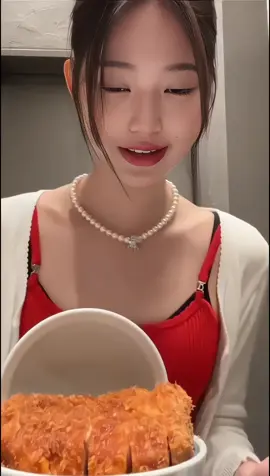 wonyoung eating fancam-biraz gec gordum o yuzden simdi atiyorum😭 #fyp #global #wonyoung #ive #dive #mehber🎧💌 #eating #fancam #imnotcool 