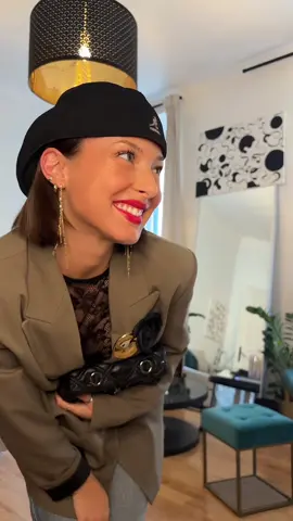 « j’crois en nous, ouais, regarde-moi dans les yeux, tu vois, je te mens pas » #outfitideas #kangol #fashion 