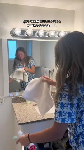 been doing F45 & i love ittt🎧🤍🏃🏼‍♀️ #f45 #workoutclass #morningroutine #collegemorningroutine #workoutgrwm #grwm #collegemorning #morningworkout #cuboulder 