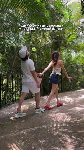 Es broma pero no es taaan broma😂 por algo está tan entrenado para tomar fotos🥹🫶🏻 #parejas #couplegoals #couplecomedy #divertido #gracioso #vacaciones #parejasgoals #summerlooks 