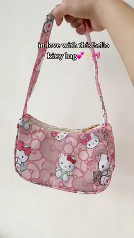 Love my new hello kitty bag#fyp#bag#hellokitty#hellokittyandfriends #trending #hellokittylover #hellokittycore #shoulderbag #new#viral#helloween#spookyseason 