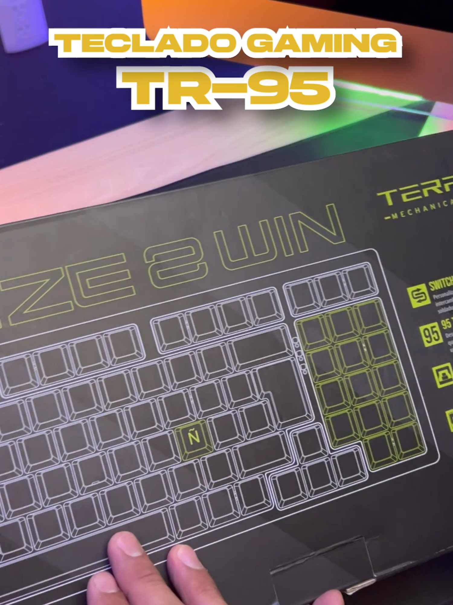 Volcán Inalámbrico Con Nuevo Switch Huano Red Lubricado Más Suave👍#teclado #tecladomecanico #tecladogamer #gaming #gamesetup #tr95