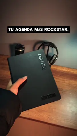 Todo rockstar merece una agenda como esta 🖤🔥AGENDA BLACK  Adquiérelo en: www.plantify.pe #lima #peru #arequipa #trujillo #ulima #lima42k #barranco #upc 