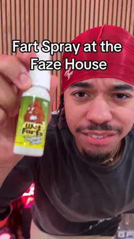 Fart Spray at the Faze House #arky #faze #arkyszn 