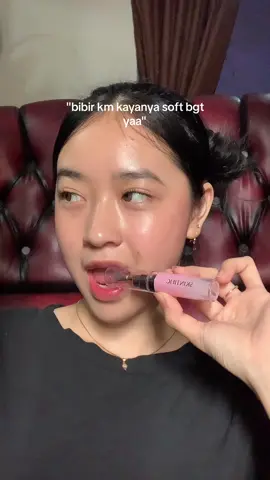 GABISAAA aku pasti salting kalo udh ngomongin bibir😡🫵🏻 blm lg kalo dia blg bibirku pink🫠