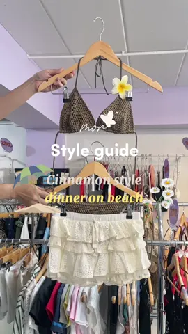 Cinnamon style🍂🏝️ Net bikini 300.- freesizeผูกเอง Layer skirt 360.- เอว24-36 สพ37 ยาว10.5 Hairclip 30.- #morstyleguide #OOTD #คลาสแฟชั่น #แต่งตัวไปเที่ยว #ชุดไปทะเล #ชุดว่ายน้ํา 