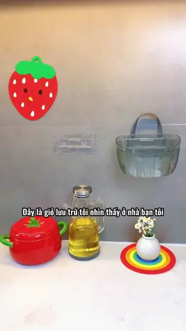 Giỏ đựng hành, gừng và tỏi này rất dễ sử dụng! Hãy treo nó lên tường trong bếp để đựng gừng, tỏi và hạt tiêu. Điều quan trọng là nó rất thuận tiện khi mang theo và không chiếm diện tích trên mặt bàn!! #tienich #giodunghanhtoitreotuong #creatorsearchinsights #thietthuc #giadungnhabep #jizonguyen 