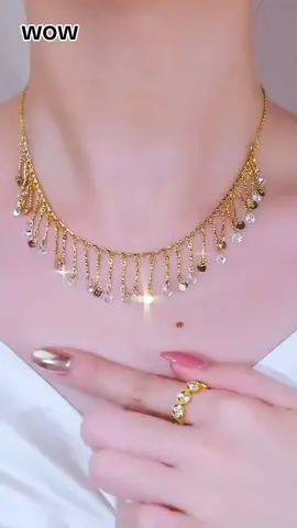 কেউ রইলা বন্ধুরে রে✨️🤩🤩#trendingsong #foryoupage #jewellery #earring #viralvideo #fyp 