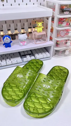 Dép vip #depvip #depditrongnha #depchongtruot #xuhuongtiktok #viral 