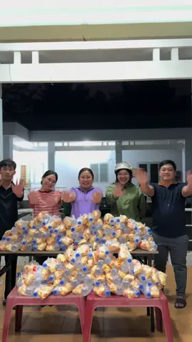 Nhỏ bé #xuhuong #tinhnguyen #thiennguyen #viraltiktok 