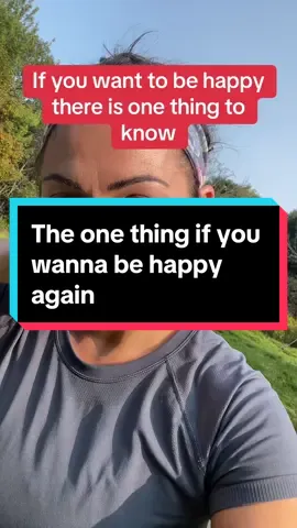 If you wanna be happy, here’s the one thing you need to know. You often hear that you should stop complaining and this is true. But it’s hard to stop doing anything. It’s way easier to start something else. So the key is to start intentionally puling out love, and appreciation. 