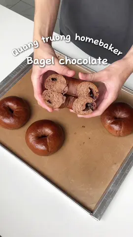 Trả lời @pucachi có mái  bánh mì bagel ngọt nè b ui 🤭#LearnOnTikTok #ancungtiktok #quangtruonghomebaker 