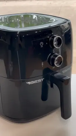 Conheça a fritadeira sem óleo Best de 6 litros, a solução perfeita para refeições mais saudáveis e saborosas! Com a tecnologia de circulação de ar quente, ela reduz até 80% das gorduras nos seus alimentos, mantendo o sabor crocante que você ama. Seu controle de temperatura ajustável garante que seus pratos sejam preparados na temperatura ideal, enquanto o timer sonoro avisa quando a sua comida está pronta. E para maior segurança e praticidade, a fritadeira conta com desligamento automático. Prepare-se para uma nova era na cozinha com a fritadeira sem óleo Best! . . . . . . . . . . #fypシ゚viral #tik_tok #compras #mercadolivre #comida #saudavel #fritadeiraeletrica #fritadeiraelétricaairfryer #explore #foryou #foryourpage #trend #edit #alimentacaosaudavel #capcut_edit #viraltiktok 