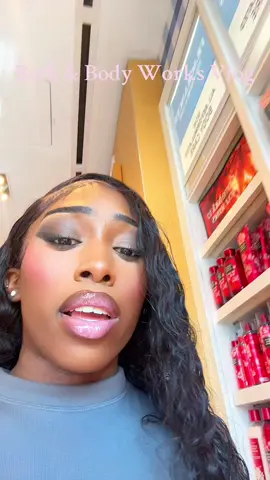 Comment Your Favorite Bath & Body Works Scent ! 😍 i need some suggestions 🍂🍁🍃 Fall is approaching & im trying to prepare unlike last year 😬☺️ #Vlog #bathandbodyworks 