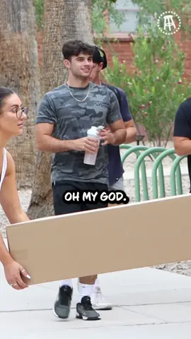 The way he defended her🤣 #fyp #pranks #college #uofa #arizona 