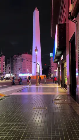 El Obelisco de noche es 🫶🏻🙀#BA #BuenosAires #Argentina 