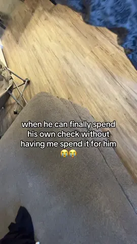 I know my mans wallet hates to see me coming 😭 #fypシ゚viral #myman #mymanpaysthebills #money 