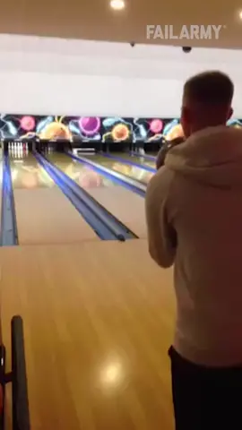 regular Roy Munson over here 🎳🤣 #kingpin #bowling #fail #shorts