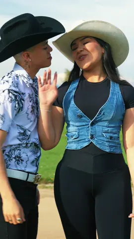 Ya está disponibleeee !!! USTED SE PARECE junto a @grupo.disparo y @benjita.duarte 🤠 @benjita.duarte(Grupo Disparo) #alanyslagos #grupodisparo #alanysysubanda #benjaduarte #benjitaduarte #viral #fyp #parati 