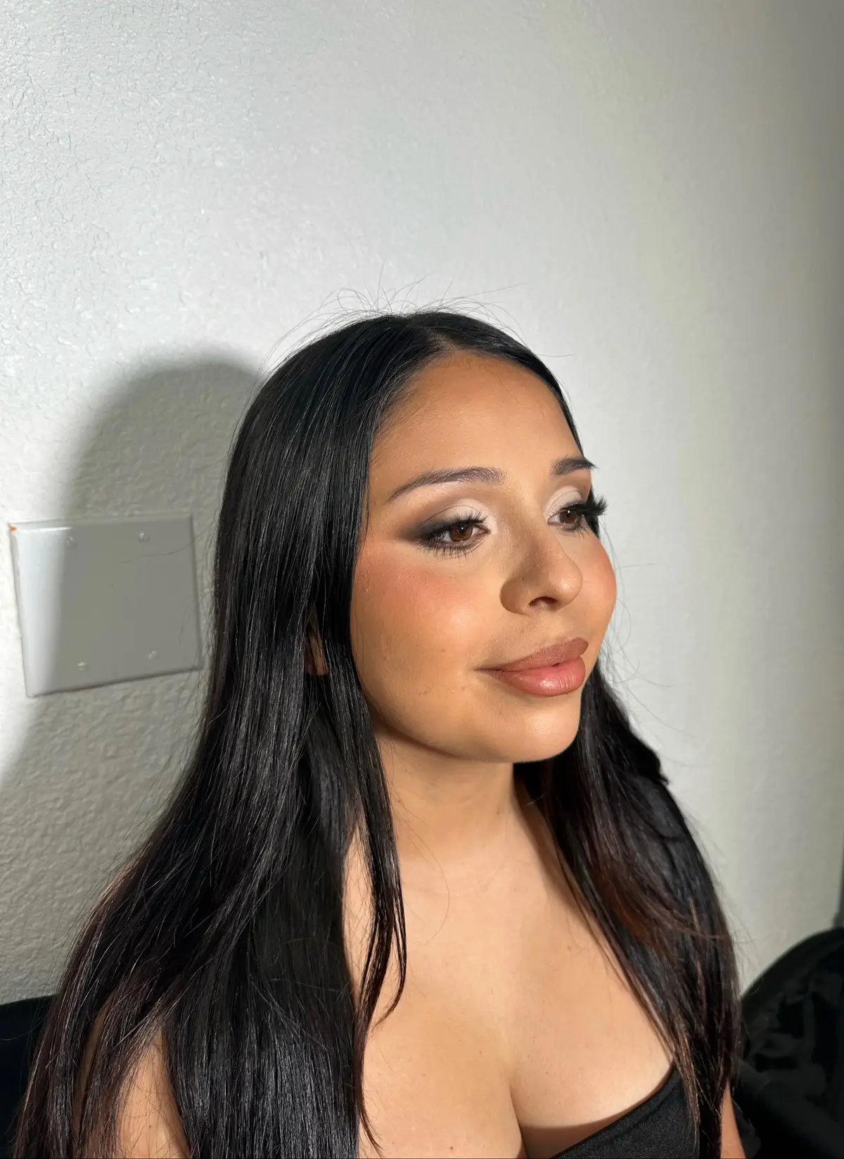 eyes: @makeupbymario master mattes & master mattes: the neutrals palettes  lips: @maccosmetics lip liner in Cork @Anastasia Beverly Hills lip velvet in pink sand 