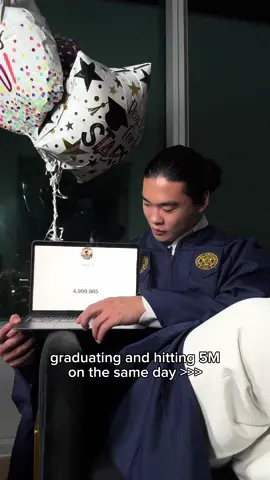 Throwback to the day I graduated with both a bachelor’s and master’s degree in biomedical engineering, while also hitting 5 million followers on IG. A true DREAM come true! 👇🏼 I've messaged/called thousands of you in just the last few weeks in response to all the questions asking how I built a large personal brand part time. As I find how helpful my system is in teaching how to do it PRACTICALLY, I want to share all those insights here on this page for everyone. Follow to learn how to create content 🎥🤝🏼