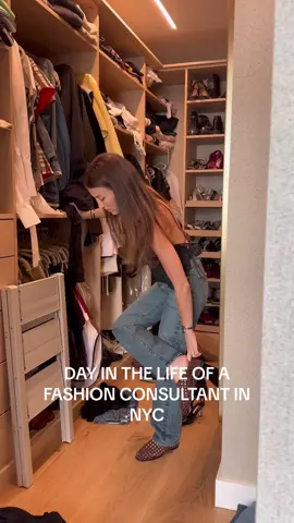 A day of jewelry and apothecary. #marlolaz #aesop @Olivia Joan @Kendall #rosieassoulin @Simkhai #diml #fashioncareer #ditl #fashionjob #workinginfashion #nycfashion 