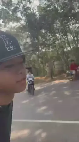 #ทริปนี้ที่รอคอย #เผด็จนักวิ่งไว #เผด็จกาก#บังเทอดไทยดิว่ะ 