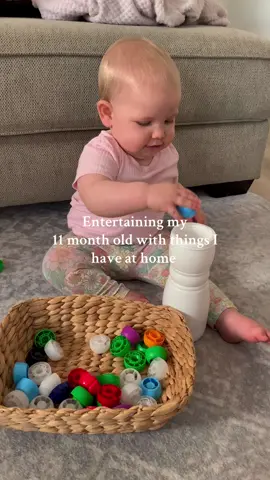 💫 Baby play at 11 months old!💫 less than 2 weeks and my baby will be a one year old, where has time gone 🥹🥹 #babyplay #playathome #babytiktok #babytok #babylove #sensoryactivities #sahm #sensoryplayideas #babyplaytime 