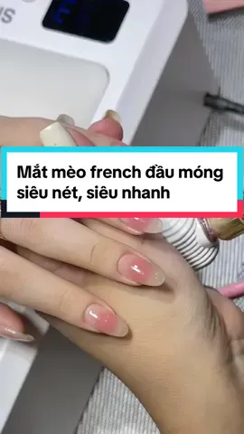 Mắt mèo nét căng nhìn đủ mê chưa ạ #nail #maunailxuhuong #matmeoanhtrang #xuhuong #ombrenails #naildesign #nailtrungquoc #naildouyin 