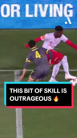HOW DID HE DO THAT?! 🤯🤯 #aleague #footballtiktok #futbol #skill #fyp #Soccer 