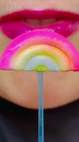 ASMR satisfying eating Fondant 🌈 #fondant #asmr #fyp #chewingsounds #honey #candy #eatwithme #glitter 