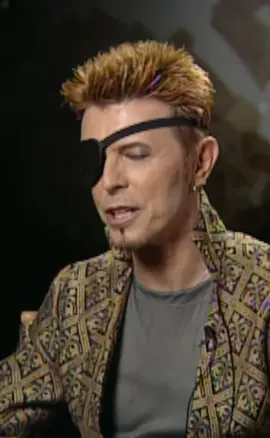 The 1997 album ‘Earthling’ is one of Bowie’s more experimental efforts, influenced by the jungle and drum & bass scene of the late 90s in London.  What do you think of Bowie’s rock jungle fusion? 