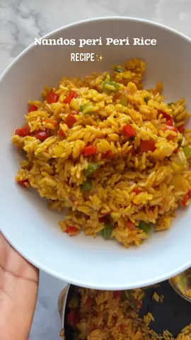 Lets make Nandos spicy rice ✨👌 #motsothecook #foodtiktok #Recipetiktok #Rice #spicyricerecipw #savouryrice 