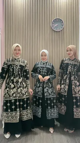Mahalini Dres Black Restok lagi Buruan Join live Sekarang  Ada free hijab untuk seragaman 🥳#outfitkondanganremaja #outfitkondangan #fyp #kondangancheck #fypシ゚viral #ootdhijab #dressseragamankeluarga #dressseragamankeluarga #dresslamaran #rekomendasibridesmaid #rekomendasibridesmaid 