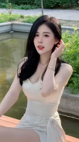 đáng yêu quá trời đi nè...#bikinifitness #bikinibabes #bikinis #bikinimodel #linhxinh18 #linhxinh #dangyeu #gaixinh #gaidep #xinhdep #xuhuong #cute #trend #bikini #hanoirailtours 