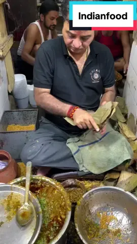 Plat Kachori 🙂‍↔️🤤 #indianstreetfood #indianfood #meme #foryourpage 