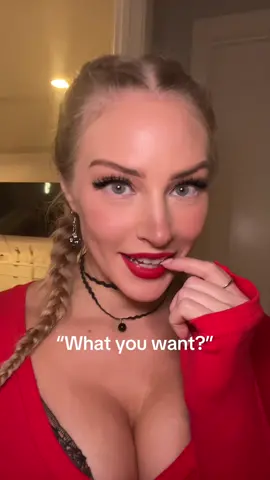 🍫Whats your favorite candy bar? #blonde #cute #funny #chocolate #braids #snickers #livenow #livestreamer 