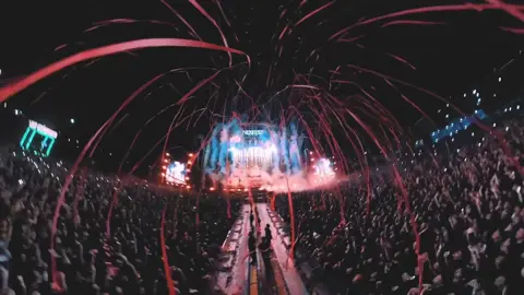 sacrosanct #bmth #bringmethehorizon #livemusic #altmusic #OnTour 