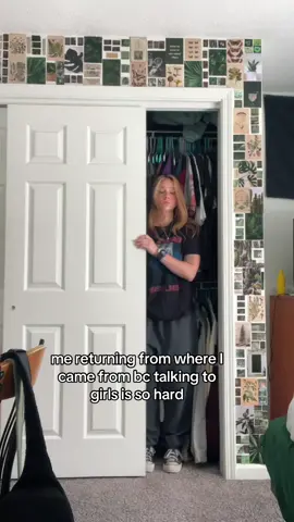 jk im never going back #wlw #closet #fyp #lgbt #relatable #lgbtqia #sapphic #wlwtiktok #wlwlesbian #inthecloset 